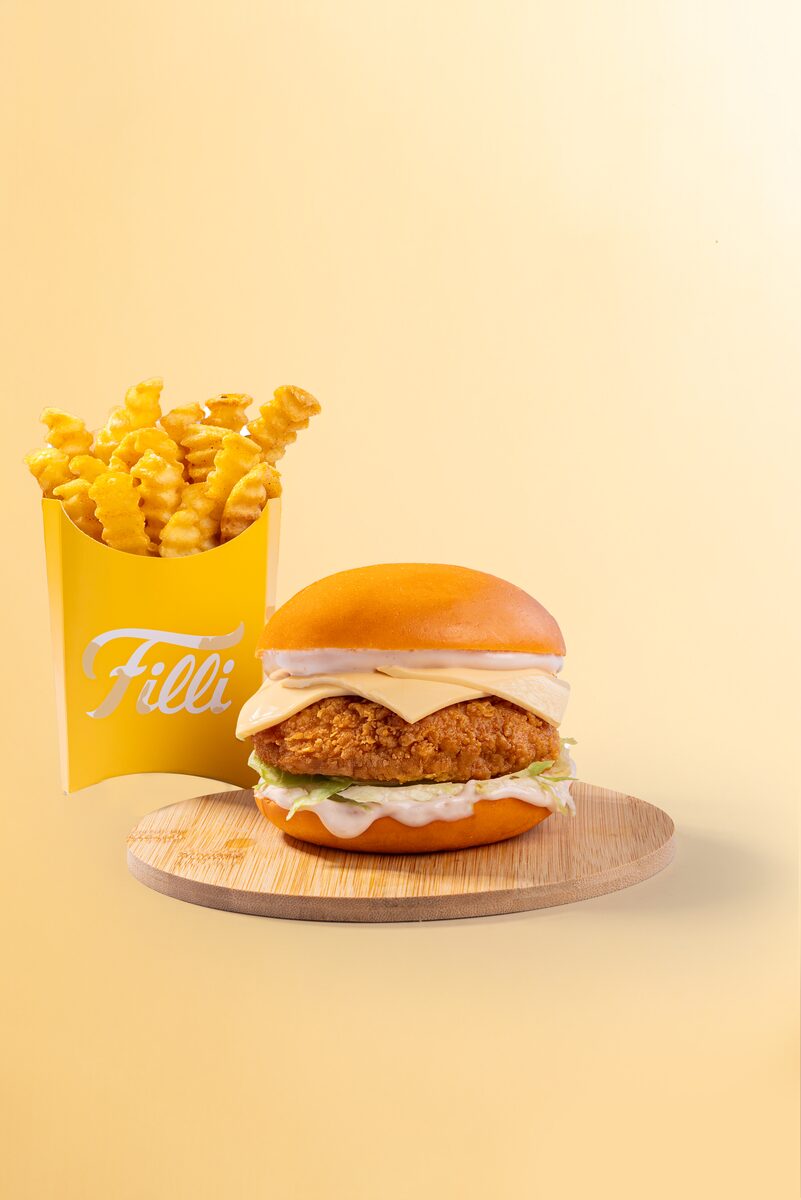 Kids Meal Burger (Chicken/Veg) - FiLLi Cafe