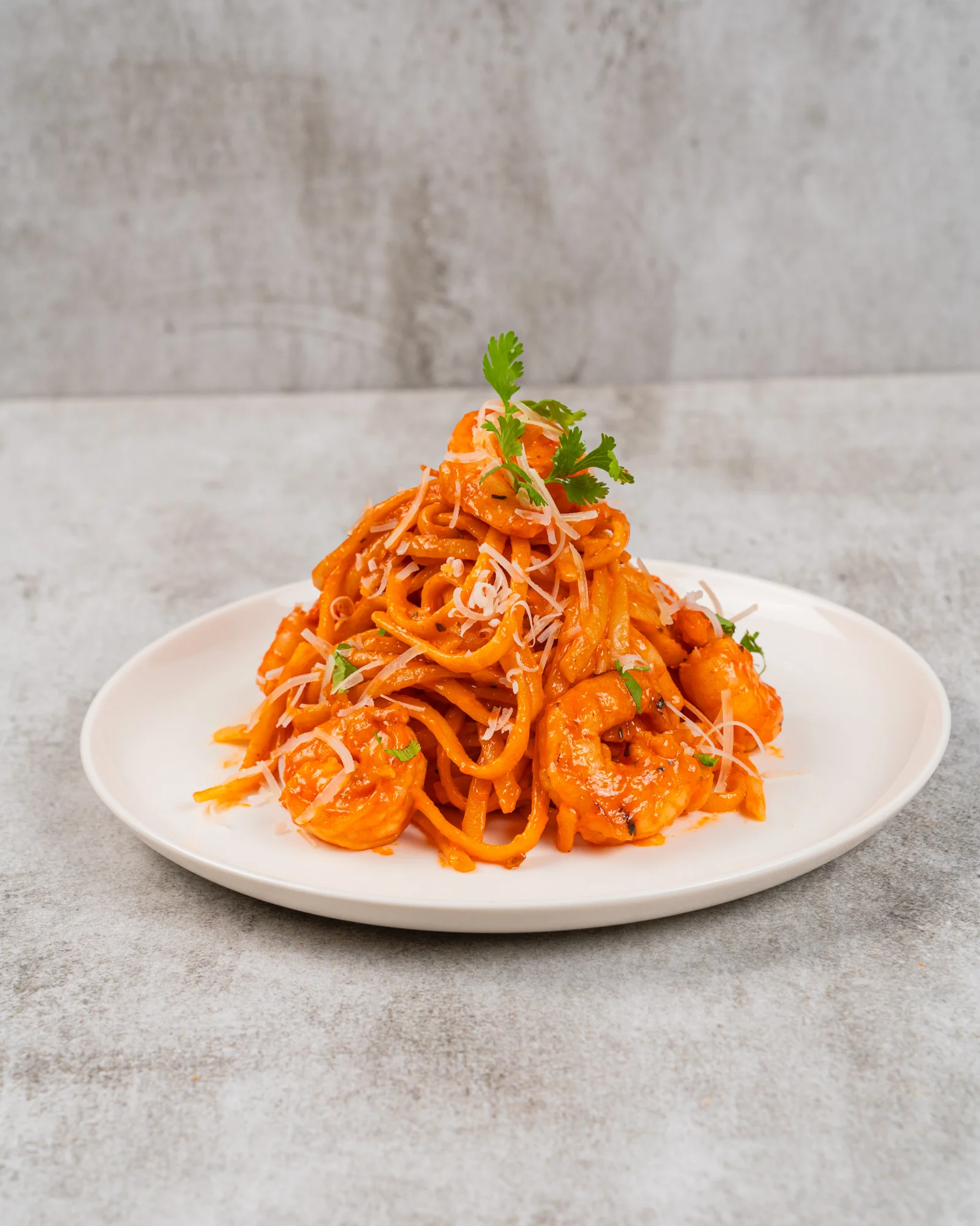 Garlic Chilli Prawn Pasta - FiLLi Cafe