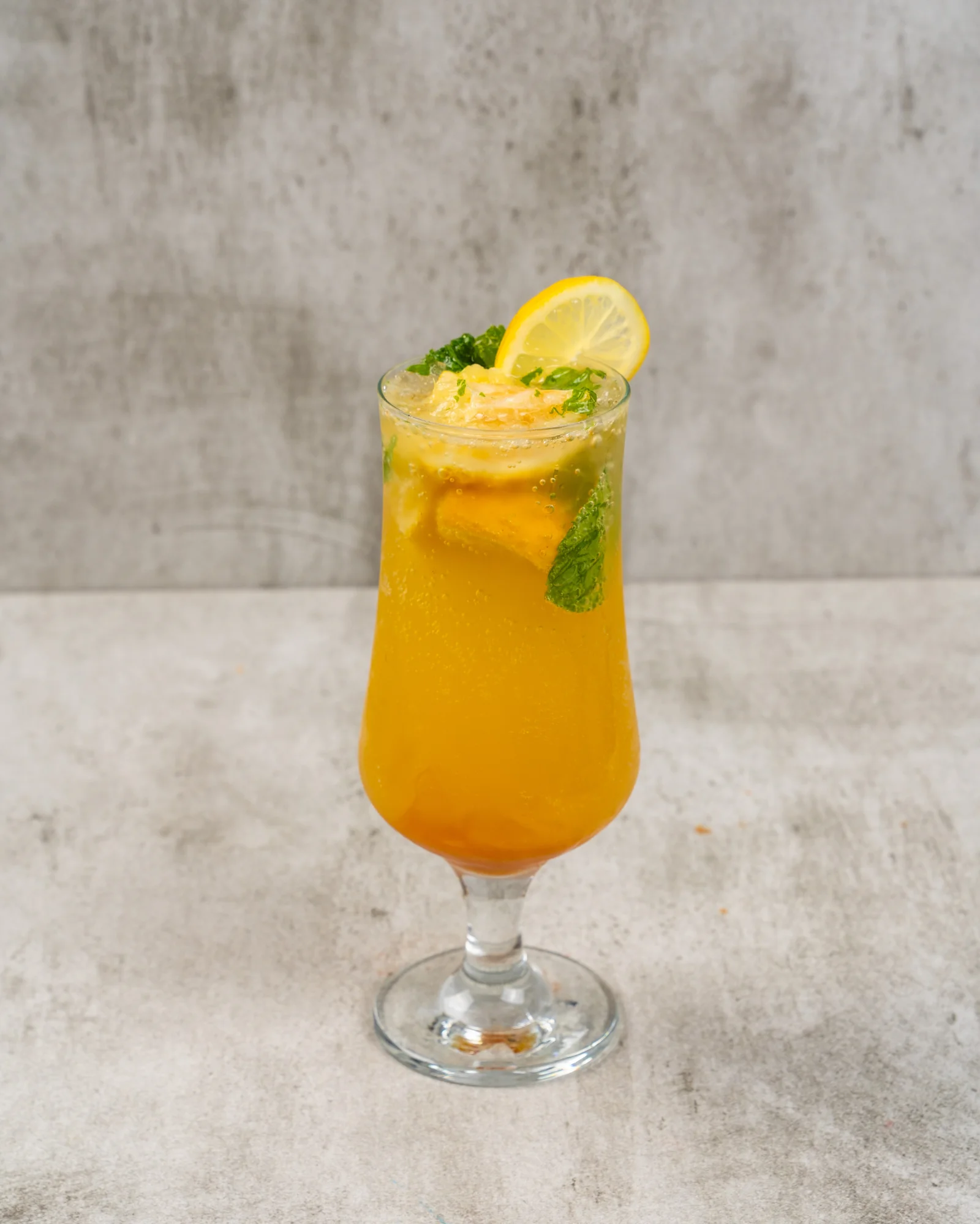 Passion Fruit Mojito - FiLLi Cafe