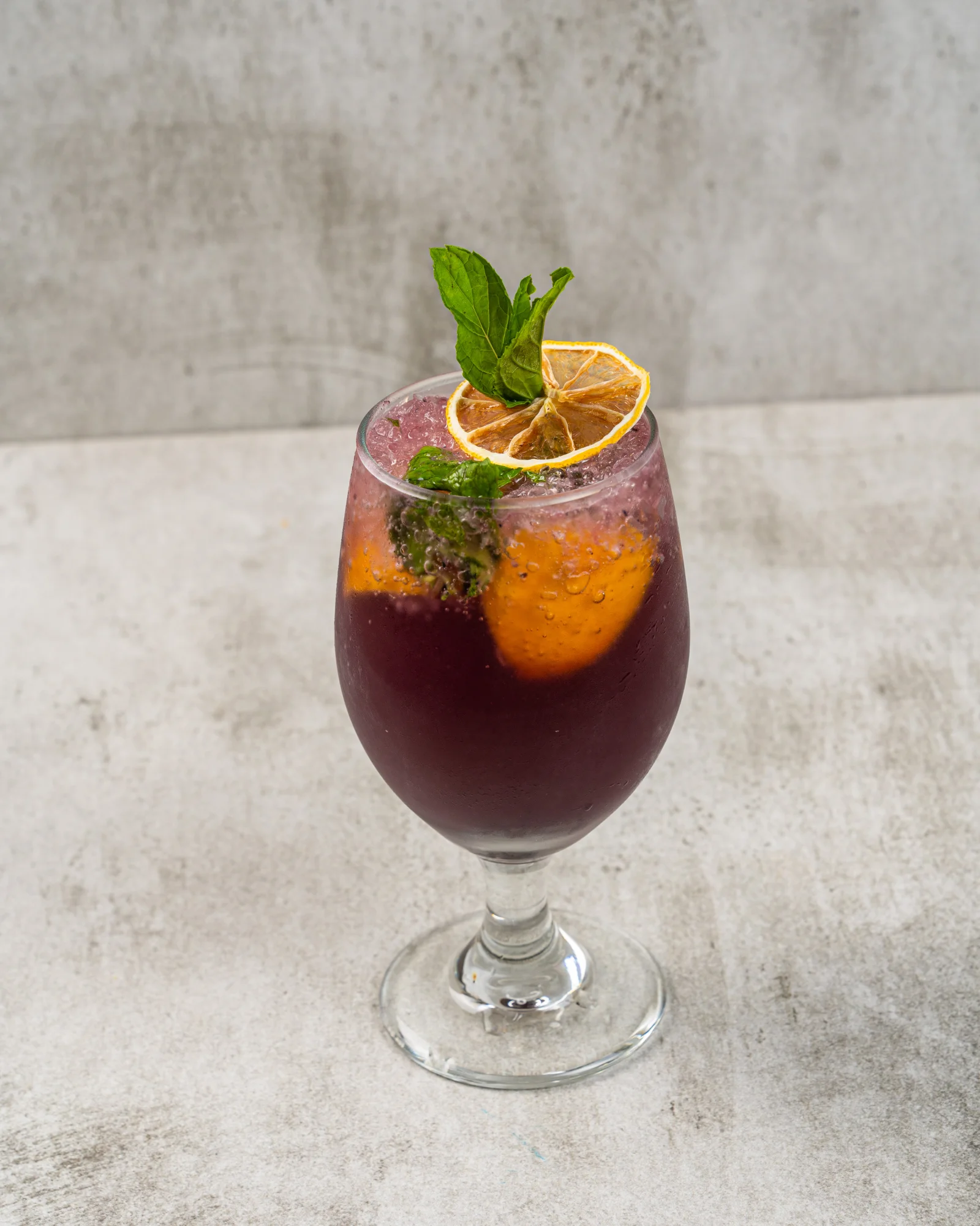 Tripple Berry Mojito - FiLLi Cafe