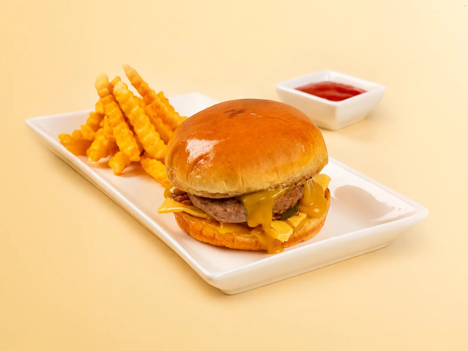 Veggie Deluxe Bun (with Fries) - FiLLi Cafe