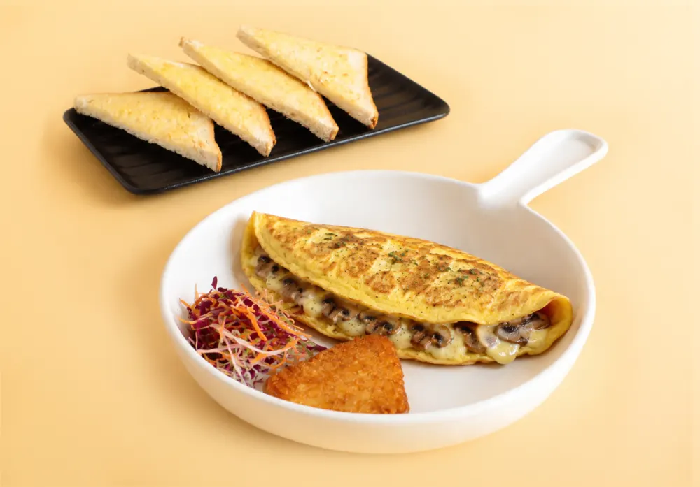 Cheese & Mushroom Omelette - FiLLi Cafe