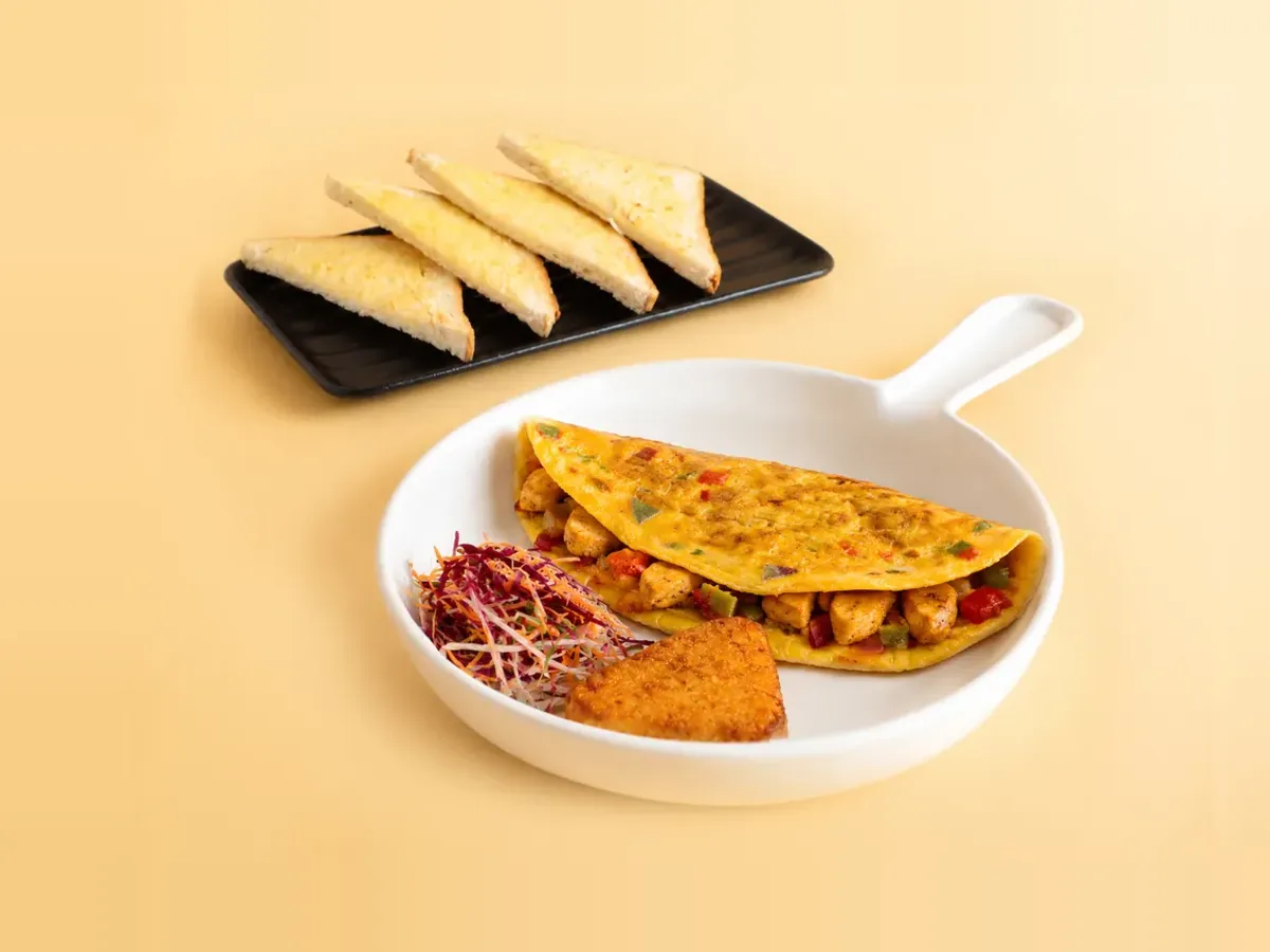 Chicken Tikka Omelette - FiLLi Cafe