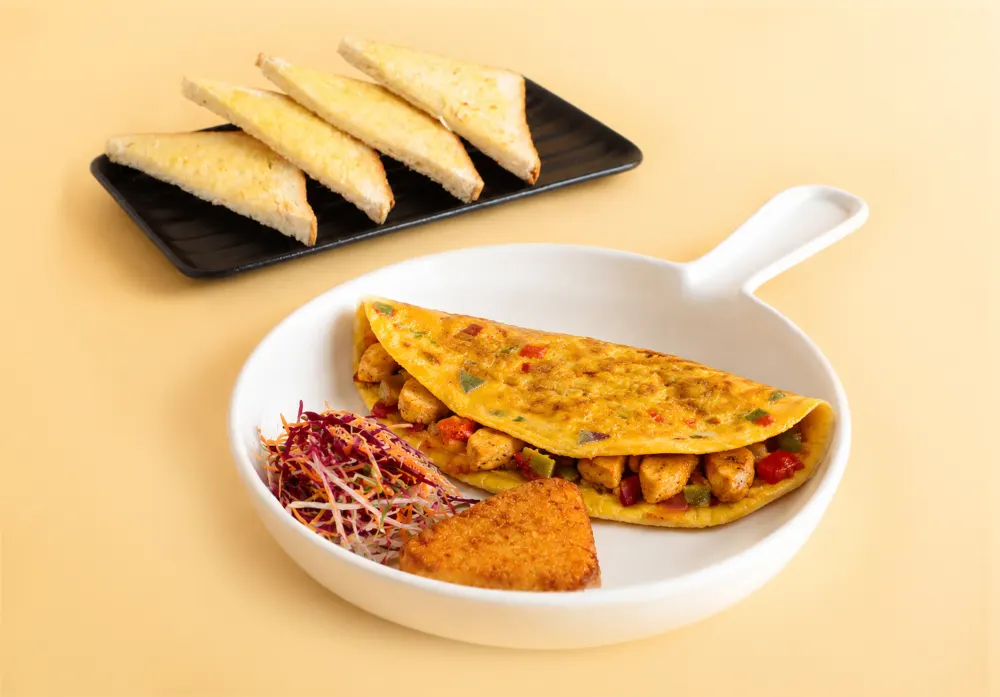 Chicken Tikka Omelette - FiLLi Cafe