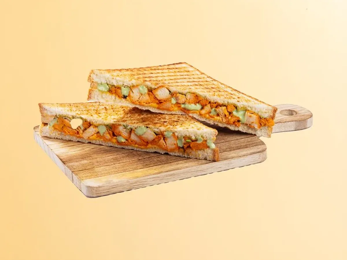Pesto Chicken Toastie - FiLLi Cafe
