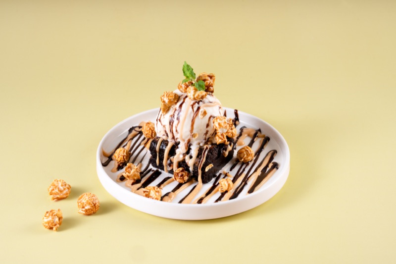 FiLLi Cafe Double Chocolate Addiction shake topped with cream