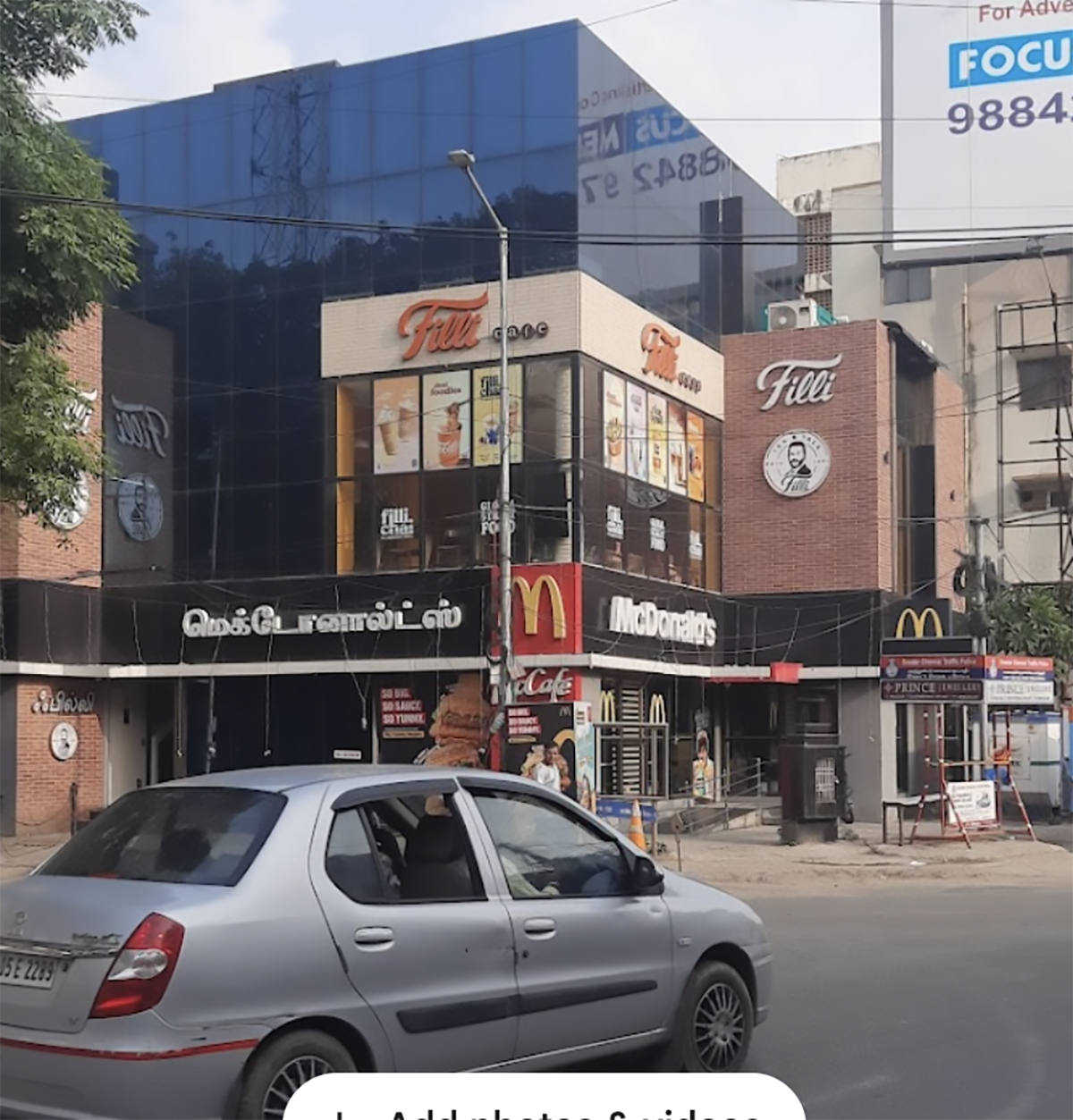 FiLLi Cafe Alwarpet, Chennai interior