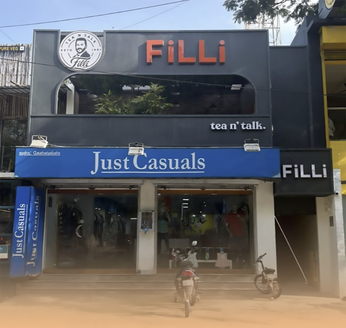 FiLLi Cafe Besant Nagar, Chennai interior